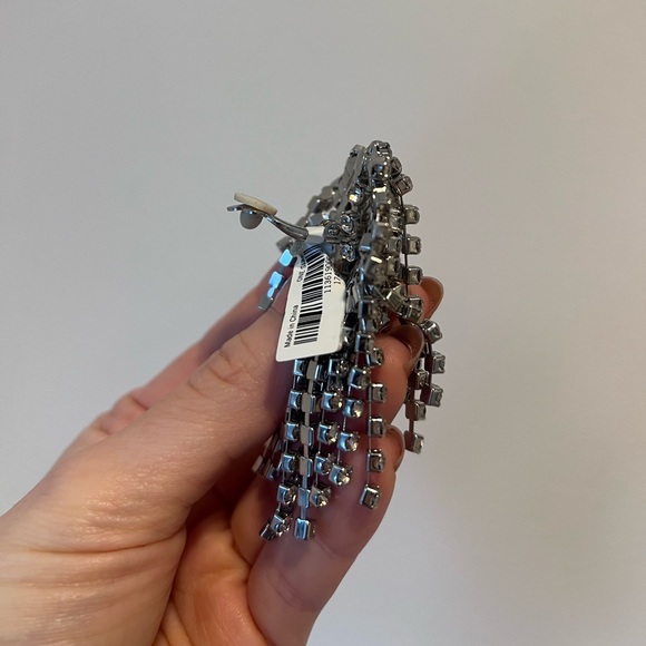 NWT Banana Republic Statement Clip Earrings - Picture 7 of 10